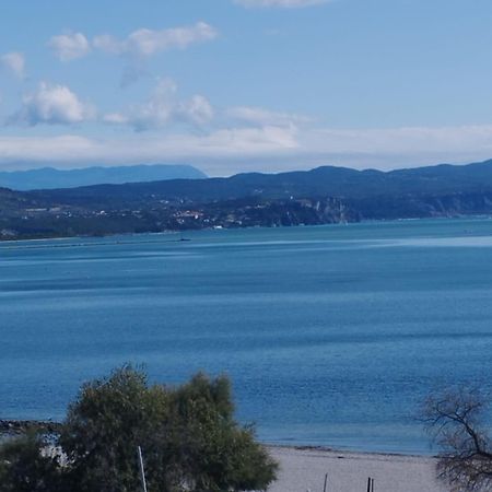 Appartamento Luxury Vista Mare Per 6 Persone A マリーナ・ジュリア エクステリア 写真