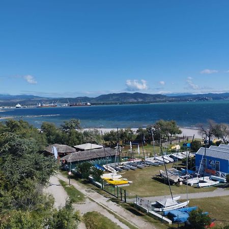 Appartamento Luxury Vista Mare Per 6 Persone A マリーナ・ジュリア エクステリア 写真